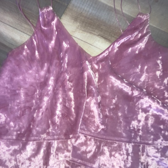 Woman’s Express velvet tank top size medium - Picture 3 of 5